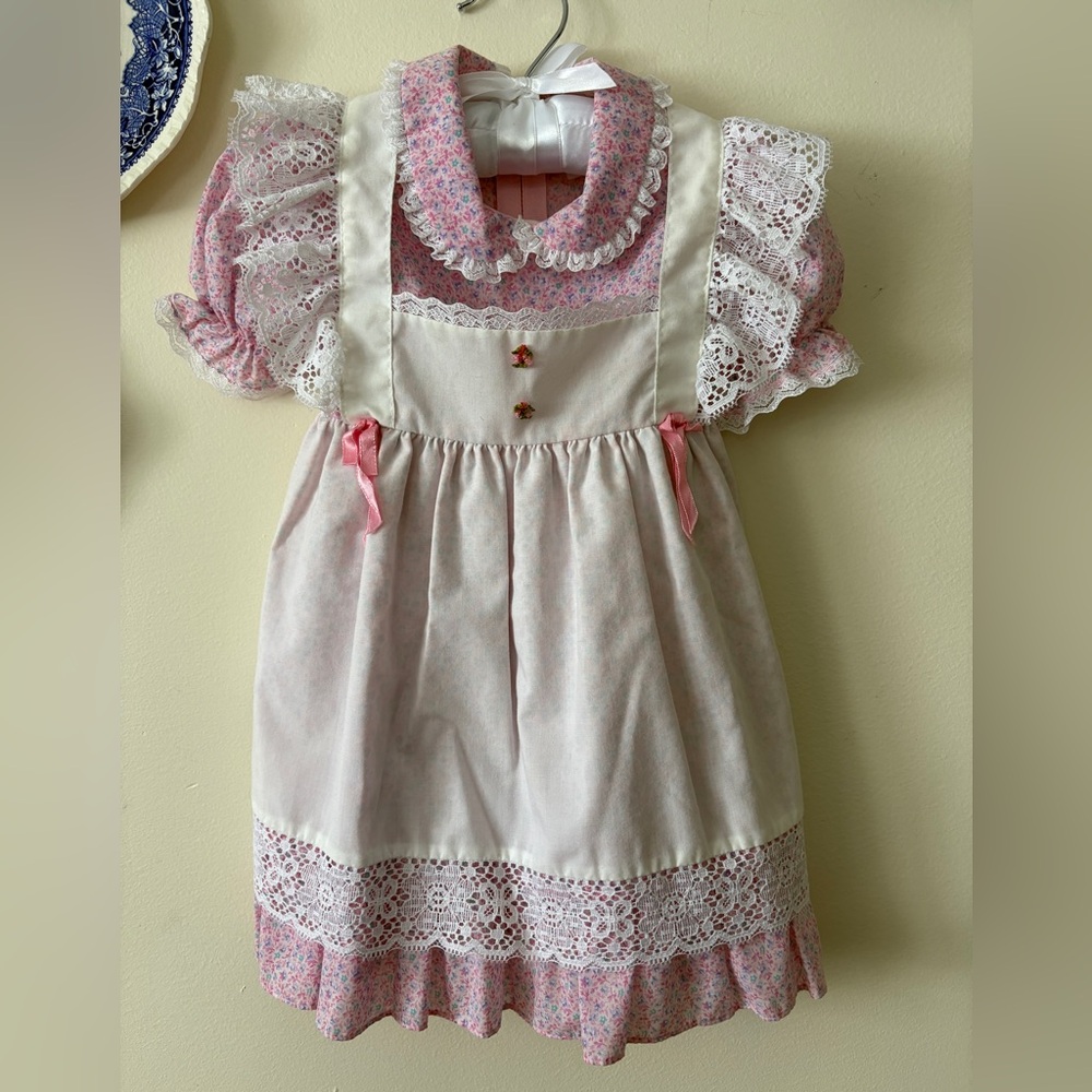 Rare Vintage Pink and White Lace Girls Dress